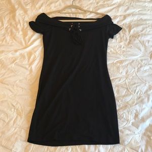 Black Off the Shoulder Bodycon Dress